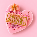 Cookieland 45g Baby Heart Christmas wax melt slab by Billie Rae with a buttery biscuit, sweet sugar and creamy Christmas cookie fragrance.